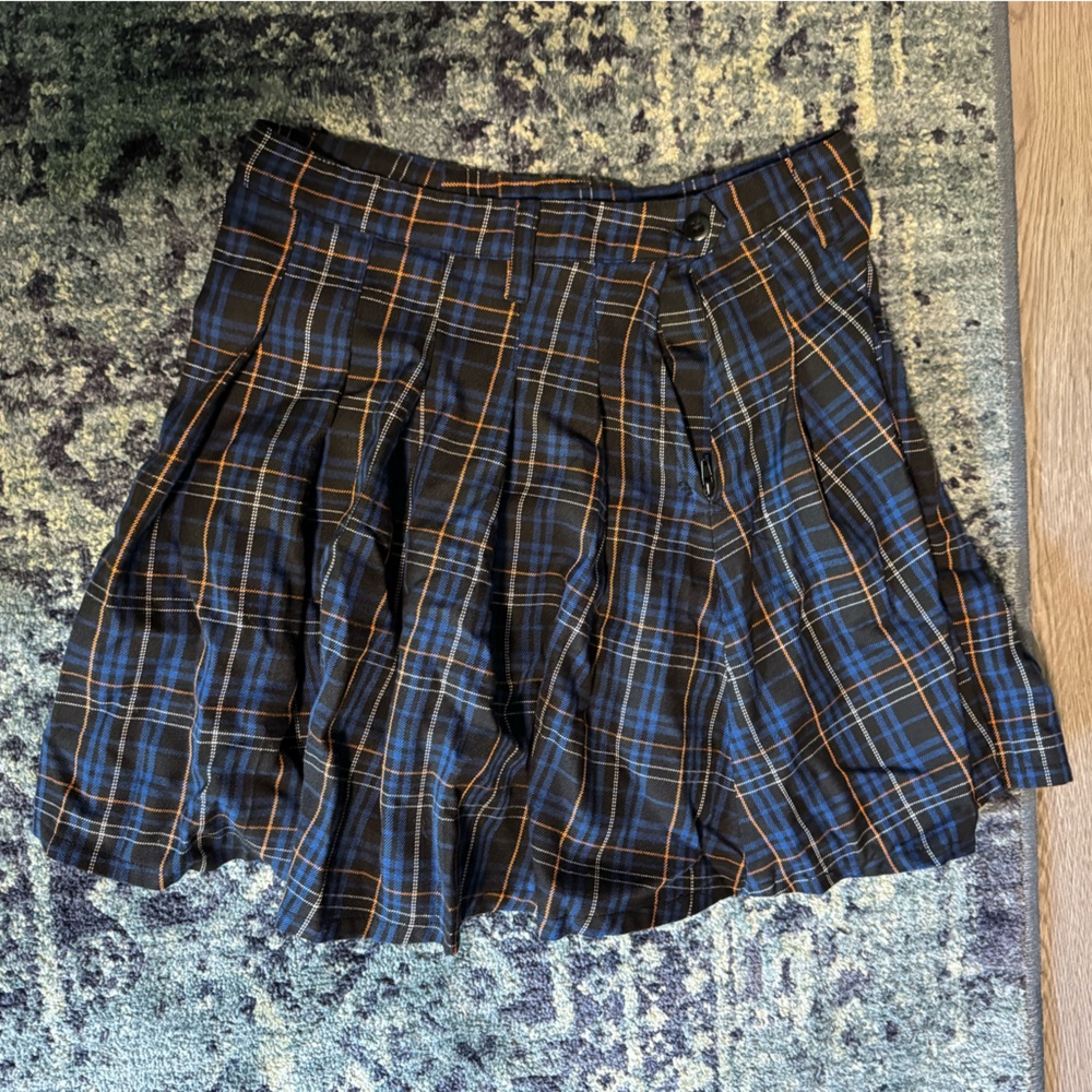 Social Collision Plaid Pleated mini skirt